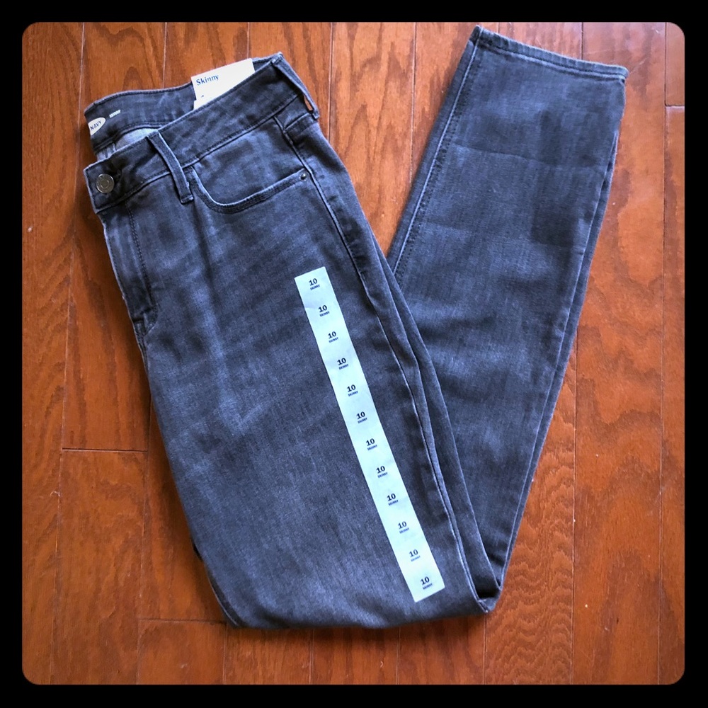 NWT Old navy Gray Skinny Jeans
